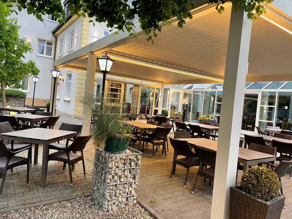 Hotel-Gasthof Huettensteinach Sonneberg Exterior photo